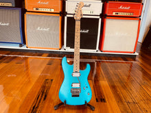 Load image into Gallery viewer, Charvel Pro-Mod San Dimas Style 1