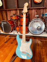 Load image into Gallery viewer, Warmoth ST57