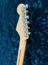 Load image into Gallery viewer, Fender Stratocaster 62 FSR Deluxe