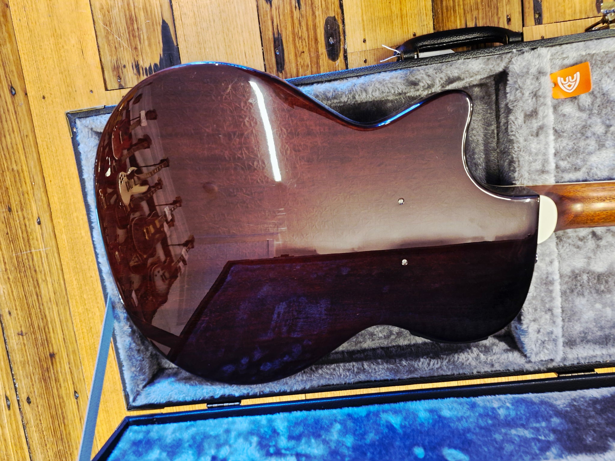 Crafter SA QMOS – Classic Guitars and Amps