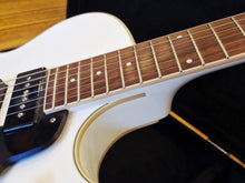 Load image into Gallery viewer, Guild - Jet 90 Archtop (Satin White)
