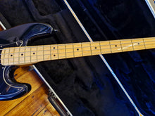 Load image into Gallery viewer, Fender American Jazz Bass 2007

