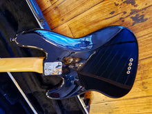 Load image into Gallery viewer, Fender American Jazz Bass 2007
