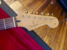 Load image into Gallery viewer, Fender Mexican Stratocaster Plus Deluxe - 2003
