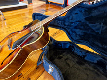 Load image into Gallery viewer, Gibson L-50

