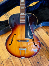 Load image into Gallery viewer, Gibson L-50
