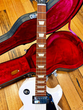 Load image into Gallery viewer, 2016 Gibson LesPaul Studio - Alpine White
