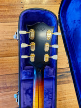 Load image into Gallery viewer, Epiphone SJ-200 Reissue - Sunburst
