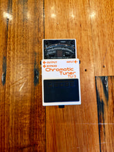 Load image into Gallery viewer, Boss TU-3 Chromatic Tuner
