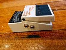 Load image into Gallery viewer, Boss TU-3 Chromatic Tuner

