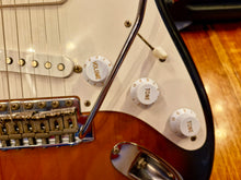 Load image into Gallery viewer, Fender American Vintage '57 Reissue Stratocaster - 1994/1995
