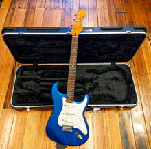 Load image into Gallery viewer, Fender Squire Classic Vibe '60s Stratocaster
