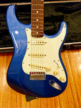 Load image into Gallery viewer, Fender '62 JVRI Stratocaster - 2015
