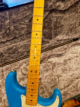 Load image into Gallery viewer, FENDER AMERICAN PROFESSIONAL II
