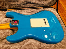 Load image into Gallery viewer, FENDER AMERICAN PROFESSIONAL II
