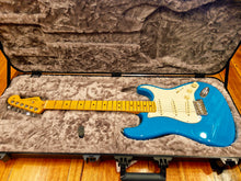 Load image into Gallery viewer, FENDER AMERICAN PROFESSIONAL II
