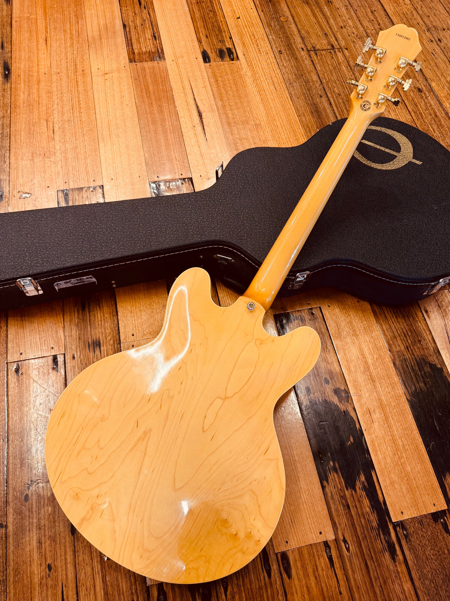 Epiphone ES335 Dot Pro – Classic Guitars and Amps Epiphone ES335 Dot Pro – Classic Guitars and Amps