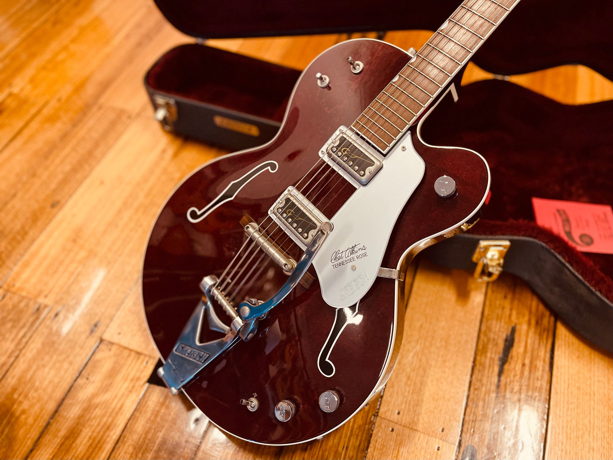 Gretsch Vintage Select G6119T-62 – Classic Guitars and Amps