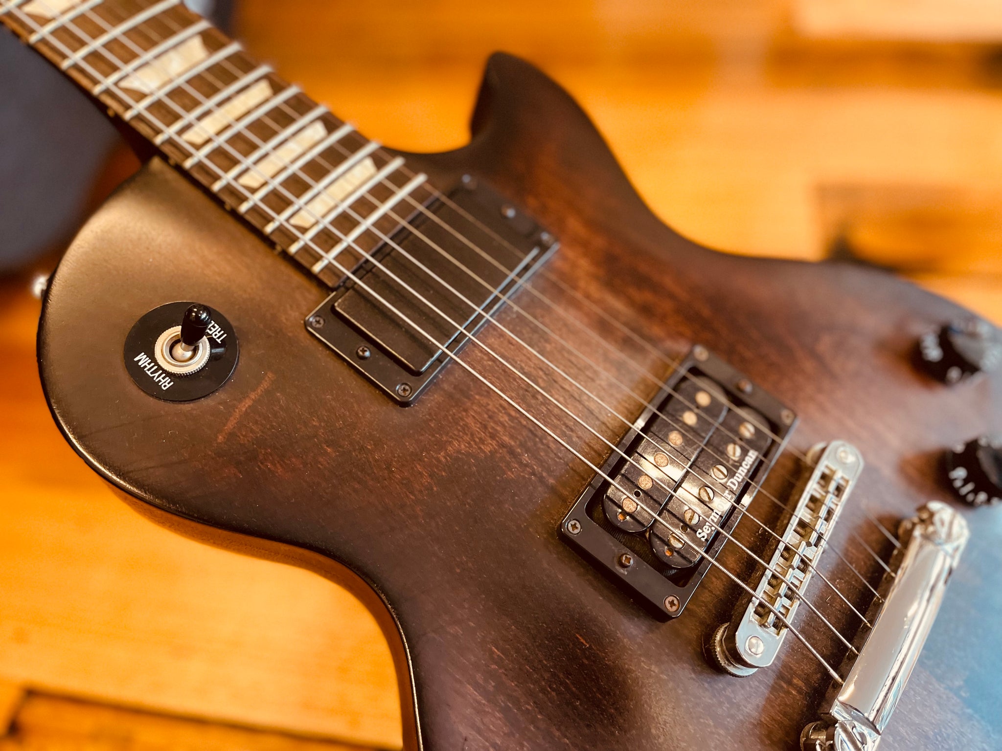 Gibson 'LPJ' Les Paul – Classic Guitars and Amps