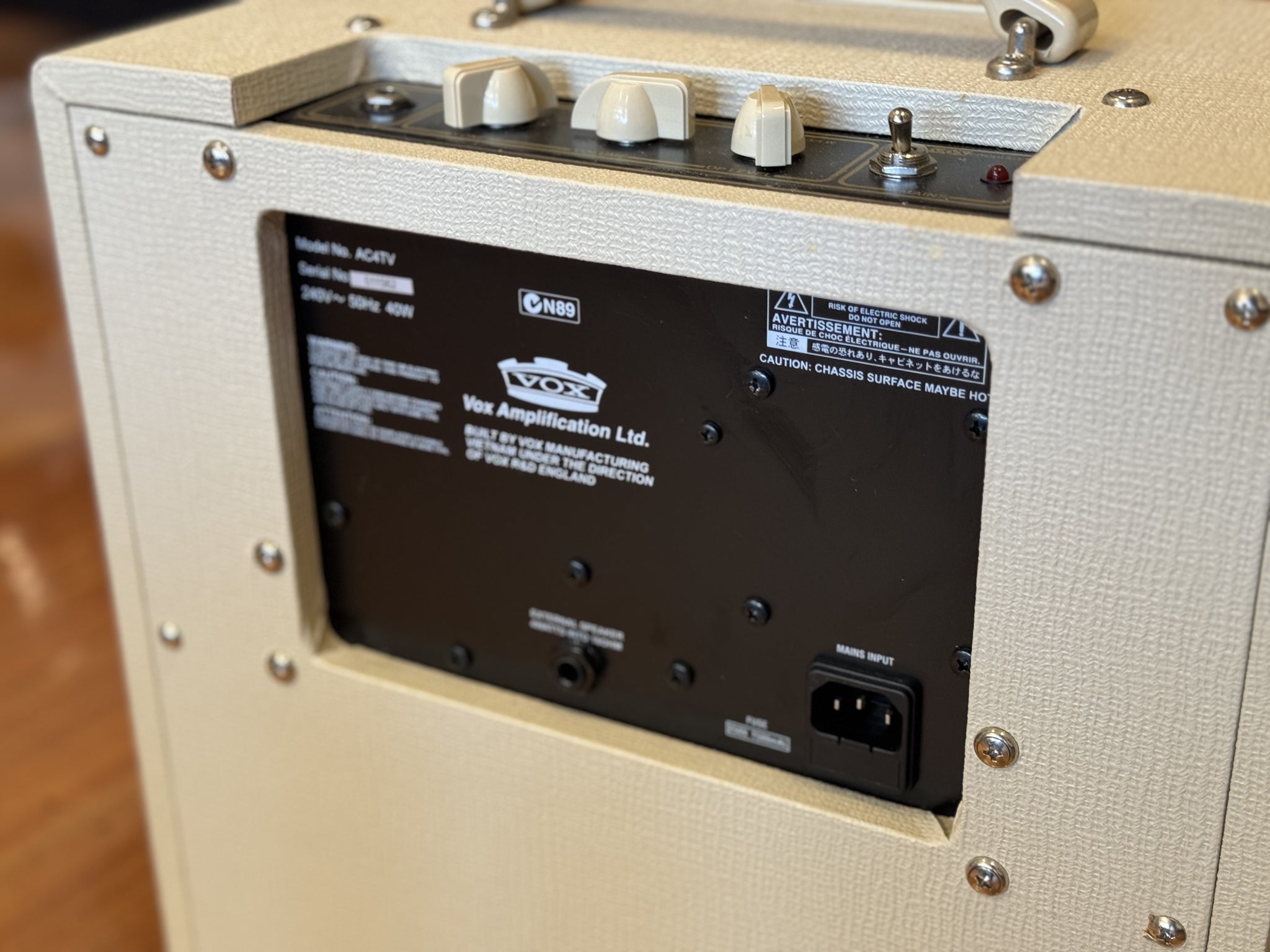 VOX AC4 TV – Classic Guitars and Amps