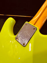 Load image into Gallery viewer, Ibanez Roadstar II – 1986 (Japan)
