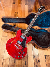 Load image into Gallery viewer, Gibson ES-335 Figured
