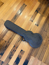 Load image into Gallery viewer, Tokai Love Rock Gold Top – P90
