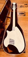 Load image into Gallery viewer, Ovation Breadwinner- 1973
