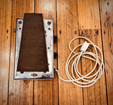 Load image into Gallery viewer, Morley Power WAH 70's
