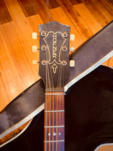 Load image into Gallery viewer, Hofner Senator

