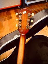 Load image into Gallery viewer, Hofner Senator
