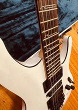 Load image into Gallery viewer, Ibanez S570B
