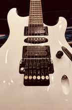 Load image into Gallery viewer, Ibanez S570B
