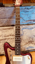 Load image into Gallery viewer, Fender J Mascis Jazzmaster - Purple
