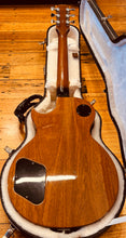 Load image into Gallery viewer, Gibson 2009 Florentine Les Paul
