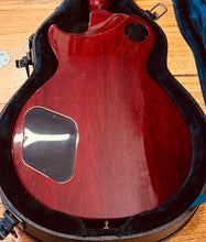 Load image into Gallery viewer, Gibson Les Paul Supreme
