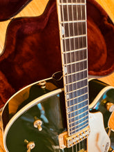 Load image into Gallery viewer, 2011 Gretsch G6196T Country Club
