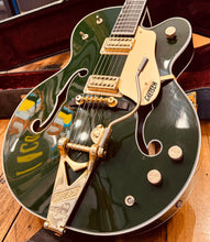 Load image into Gallery viewer, 2011 Gretsch G6196T Country Club

