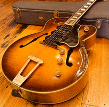 Load image into Gallery viewer, 1949 Gibson ES-5
