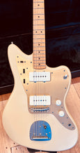 Load image into Gallery viewer, Squier 40th anniversary Jazzmaster
