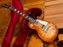 Load image into Gallery viewer, Gibson Les Paul standard flame top
