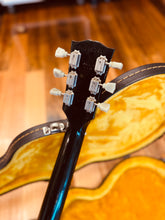 Load image into Gallery viewer, Gibson Les Paul Studio – 2001
