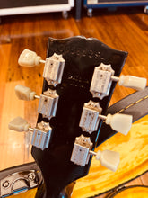 Load image into Gallery viewer, Gibson Les Paul Studio – 2001
