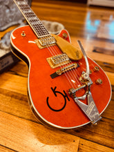 Load image into Gallery viewer, Gretsch RoundUp
