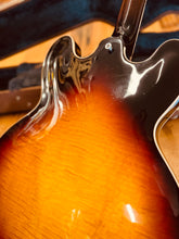 Load image into Gallery viewer, Gibson ES-335 Figured
