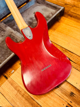 Load image into Gallery viewer, Fender Stratocaster Hardtail 1978 - Rare Trans Red
