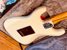 Load image into Gallery viewer, Fender American Professional II
