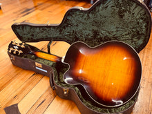 Load image into Gallery viewer, Gibson Super 400 CES – 2009 Custom Shop
