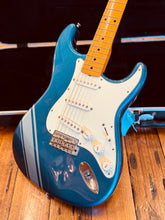 Load image into Gallery viewer, Fender FSR Stratocaster
