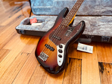Load image into Gallery viewer, American Professional II Jazz Bass
